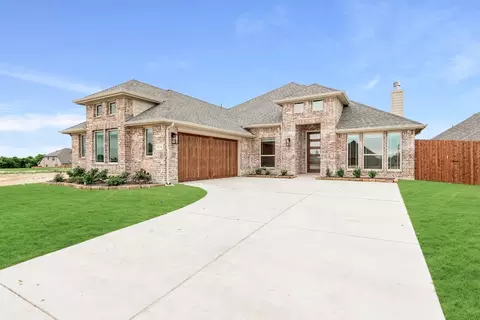 814 Monza Dr, Midlothian, TX 76065