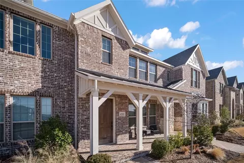 4723 Smokey Quartz Ln, Arlington, TX 76005