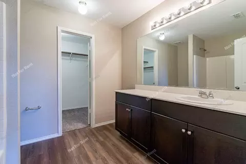 Bath - 14421 Cloudview Way, Haslet, TX 76052 photo 1 of 4