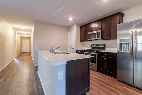 Kitchen - 14421 Cloudview Way, Haslet, TX 76052 photo 7 of 7