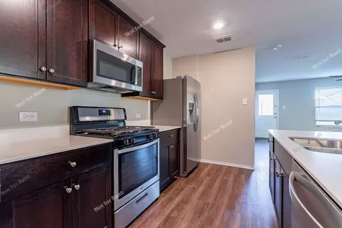 Kitchen - 14421 Cloudview Way, Haslet, TX 76052 photo 3 of 7