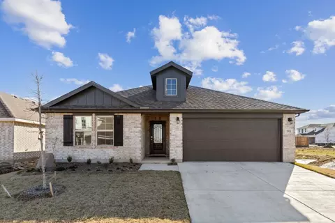 1804 Briar Hill Dr, Denton, TX 76207