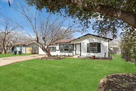 3301 Tom Ellen St, Fort Worth, TX 76111