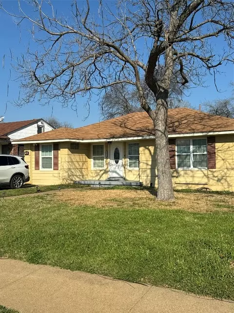 3837 Mount Washington St, Dallas, TX 75211