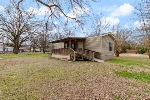 107 Owens Cir, Gun Barrel City, TX 75156
