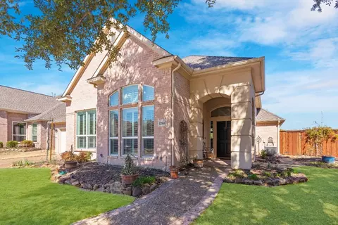 1204 Lake Point Cir, Mckinney, TX 75072