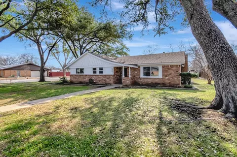 6540 Briley Dr, North Richland Hills, TX 76180