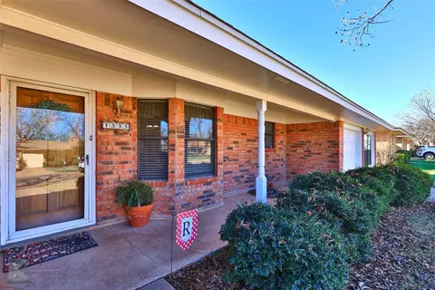1333 Piedmont Dr, Abilene, TX 79601