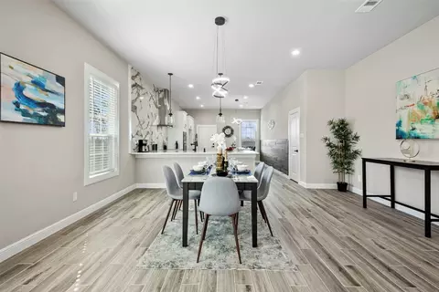 Dining - 701 Tupuna Dr, Tool, TX 75143 photo 2 of 4