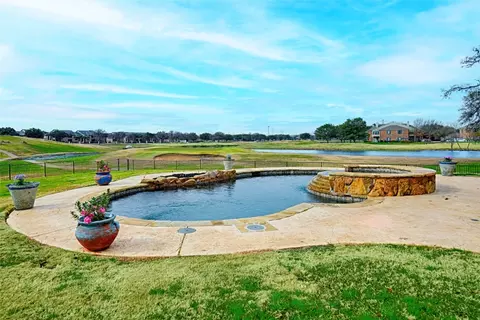 617 Beacon Hill Dr, Coppell, TX 75019