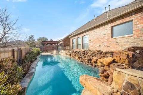 605 Burnet Dr, Keller, TX 76248