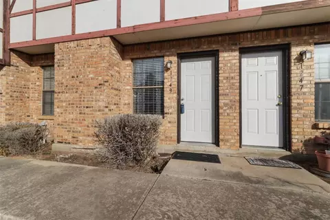 1249 Dallas Dr, Denton, TX 76205