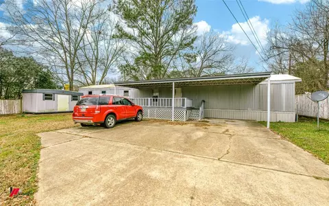 106 Farrar St, Springhill, LA 71075 photo 6