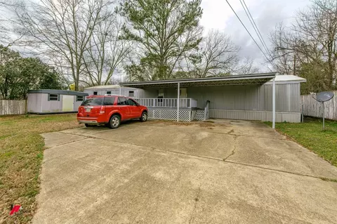106 Farrar St, Springhill, LA 71075 photo 5