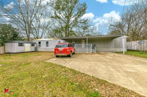 106 Farrar St, Springhill, LA 71075 photo 4