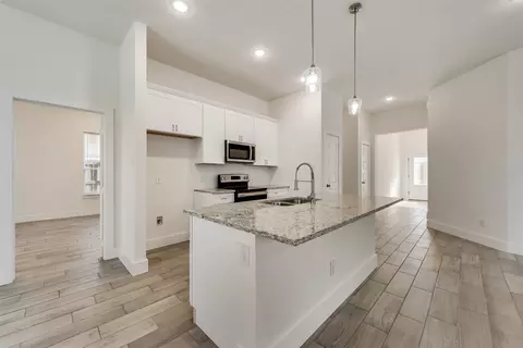 2183 Echo Lake Dr, Dallas, TX 75253