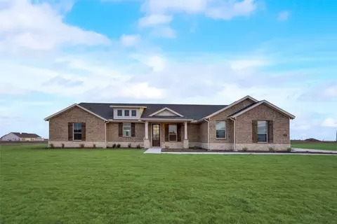 110 Hillock Ct, Decatur, TX 76234