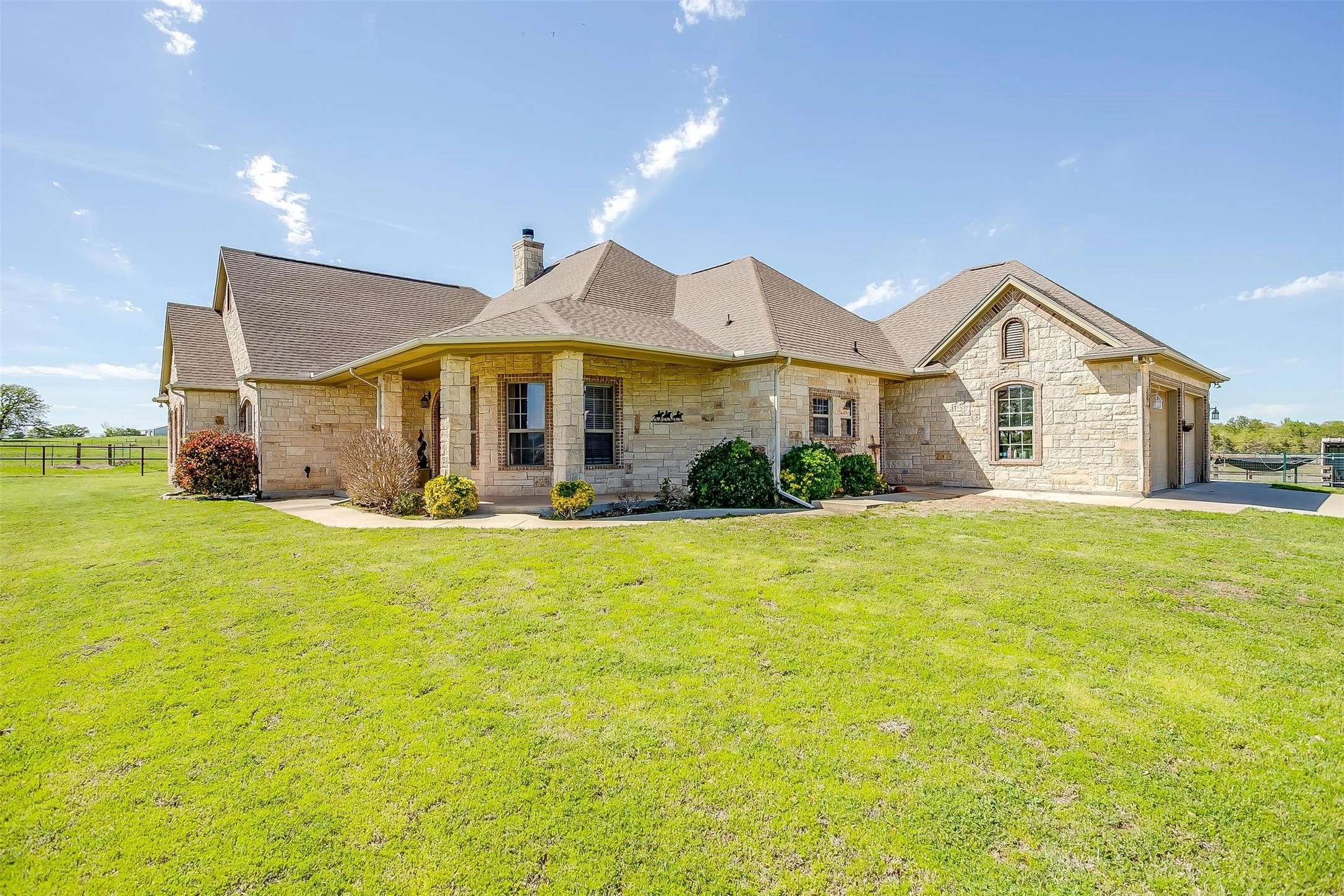 693 County Rd 3525  