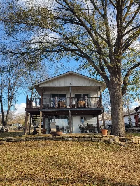 11192 Lakeside Ln, Mabank, TX 75156