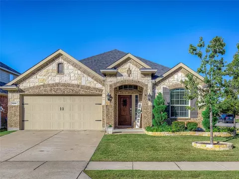 5200 Texana Dr, Frisco, TX 75036