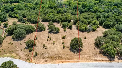 63 Oak Shadow Ln, Nocona, TX 76255