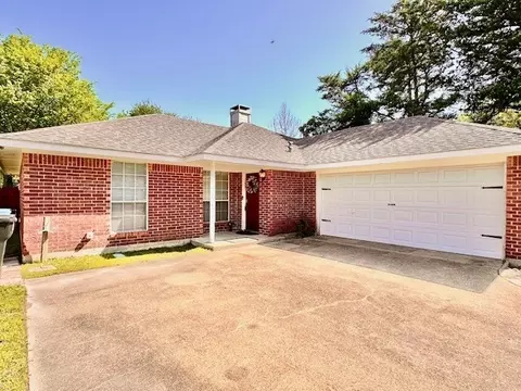 2007 Hackberry Cir, Greenville, TX 75402