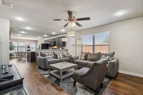 1103 Tomahawk Dr, Dallas, TX 75253