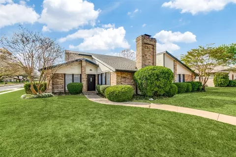 3001 Padre Ct, Plano, TX 75075