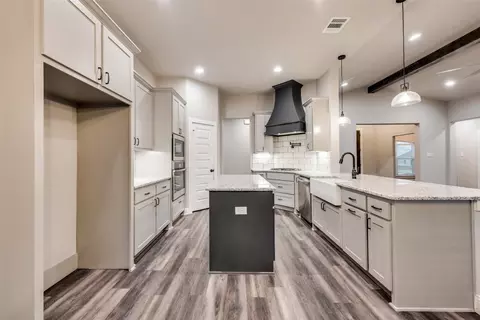 Kitchen - 8461 Davidson Rd, Sanger, TX 76266 photo 1 of 4