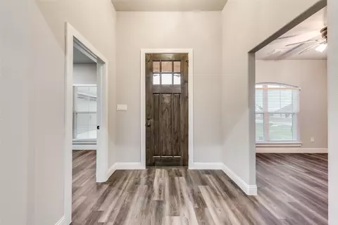 Entry Way - 8461 Davidson Rd, Sanger, TX 76266 photo 1 of 1
