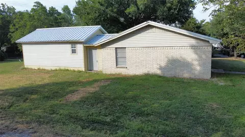 207 Jester St, Coolidge, TX 76635 photo 3