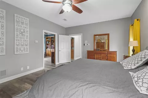 910 Whitney Ct, Denton, TX 76205 photo 12