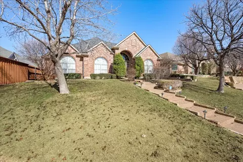 2021 Le Mans Dr, Carrollton, TX 75006