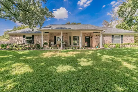 7754 Grassland Ct, Fort Worth, TX 76179