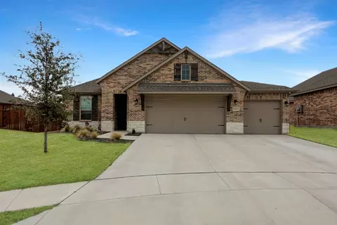 1605 Slow Elk Ct, Weatherford, TX 76087