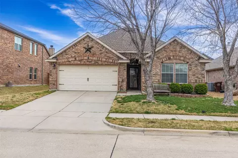 5704 Brookside Dr, Argyle, TX 76226