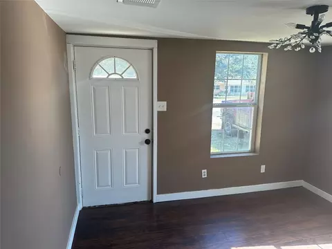 206 S 3rd St, Bangs, TX 76823 photo 6