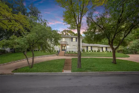 2205 Hidden Creek Rd, Westover Hills, TX 76107