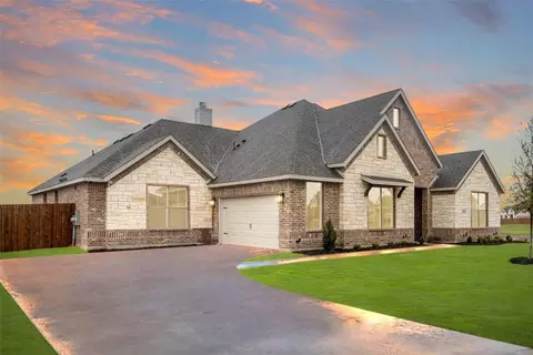12712 Caliber Dr, Godley, TX 76044