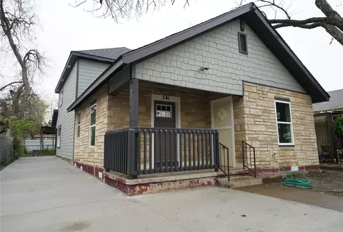541 W Hammond St, Fort Worth, TX 76115