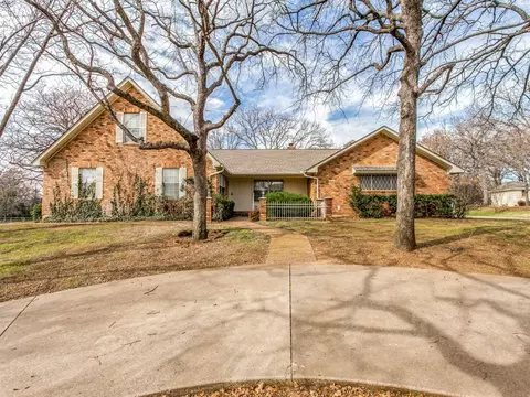 300 Timber Trl, Southlake, TX 76092