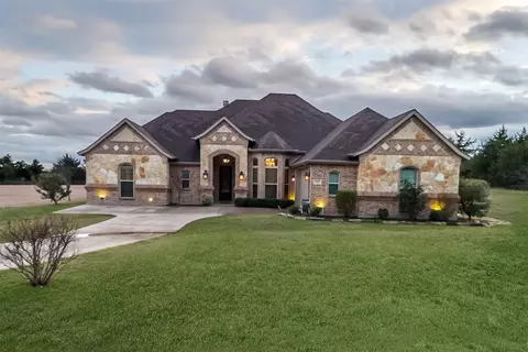 542 Cedar Rpds, Desoto, TX 75115