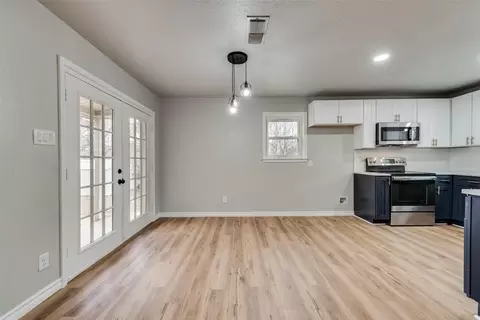1117 Irwin Dr, Hurst, TX 76053 photo 8