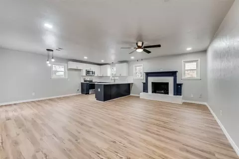 1117 Irwin Dr, Hurst, TX 76053 photo 6