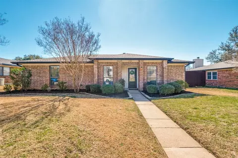 1730 Clarendon Dr, Lewisville, TX 75067