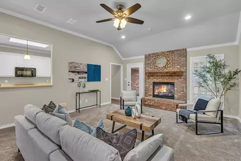 205 Lena Ln, Midlothian, TX 76065