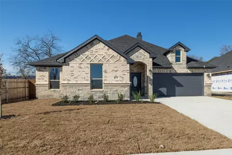 625 Vaquero St, White Settlement, TX 76108