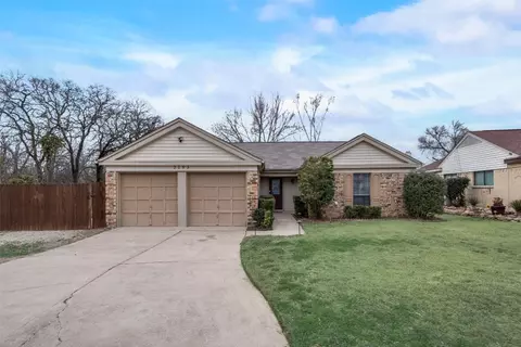 Exterior - 2193 Raines Ct, Euless, TX 76039 photo 4 of 6