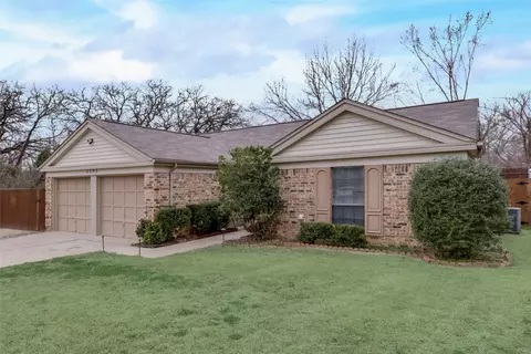 2193 Raines Ct, Euless, TX 76039