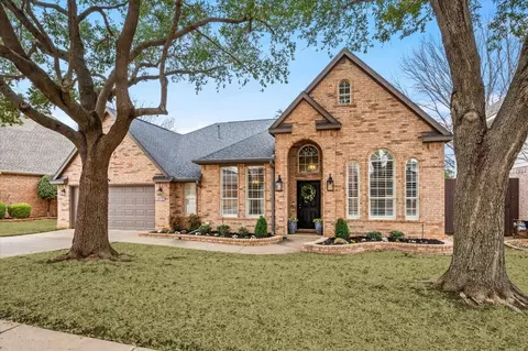 2084 Brookgate Dr, Grapevine, TX 76051